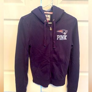 Womans Pink Victoria’s Secret New England Patriots Hoodie, Size Small
